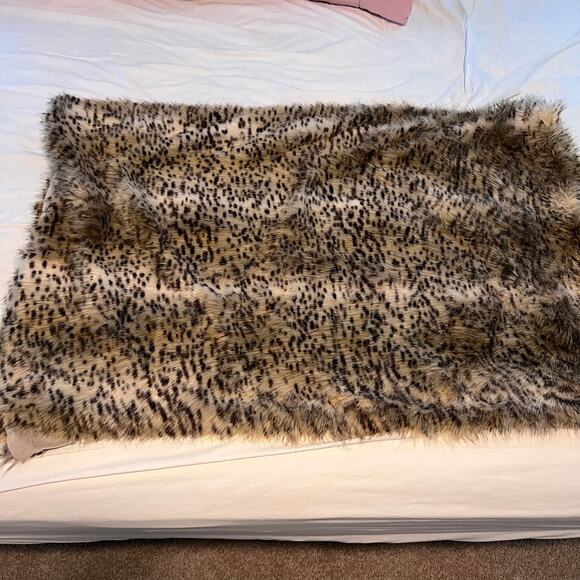 Pottery Barn PB Teen Faux Fur Animal Print Throw Blanket 45x60 Brown Accent - Picture 5 of 9